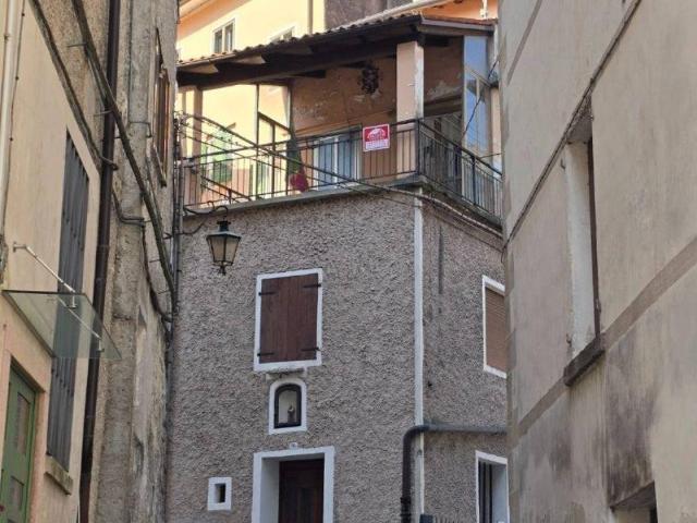 Villa Indipendente in vendita a Valstagna, Veneto