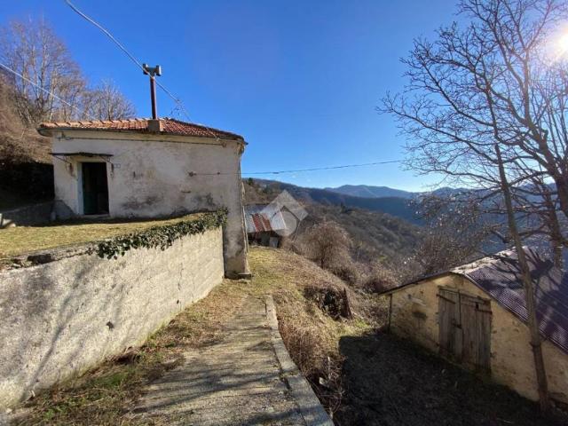 Villa Indipendente in vendita a Valbrevenna, Liguria