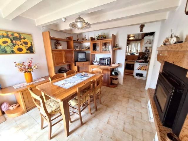 Villa Indipendente in vendita a Valdagno, Veneto