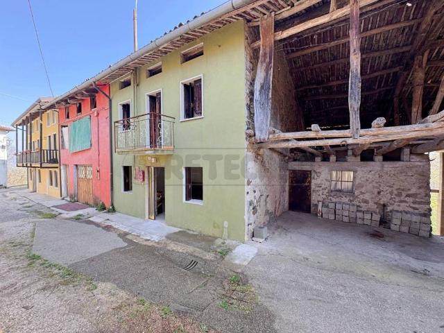 Villa Indipendente in vendita a Valdagno, Veneto