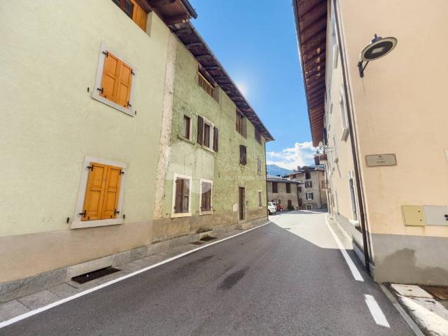 Villa Indipendente in vendita a Comunità delle Giudicarie, Praso