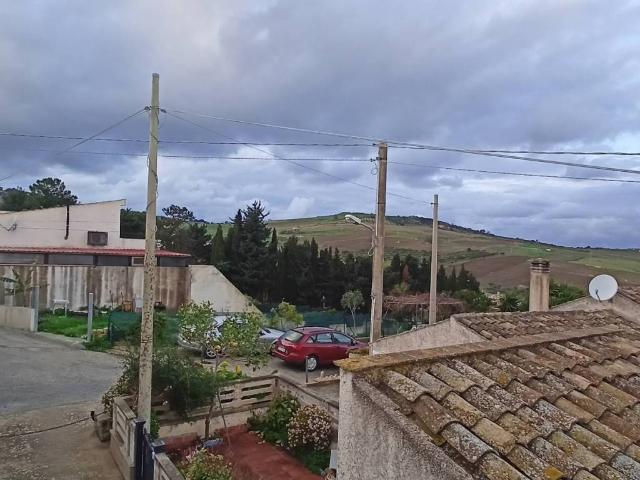 Villa Indipendente in vendita a Valderice, Sicilia