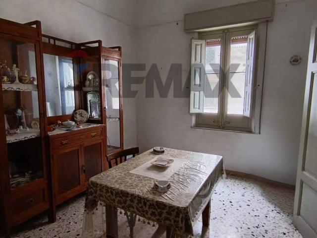 Villa Indipendente in vendita a Paparella, Valderice