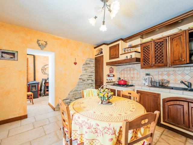 Villa Indipendente in vendita a Piemonte, Cuneo