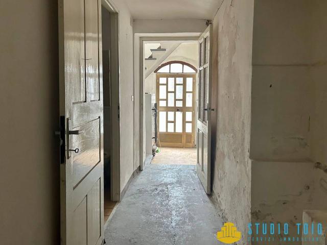 Villa Indipendente in vendita a Valdilana, Piemonte