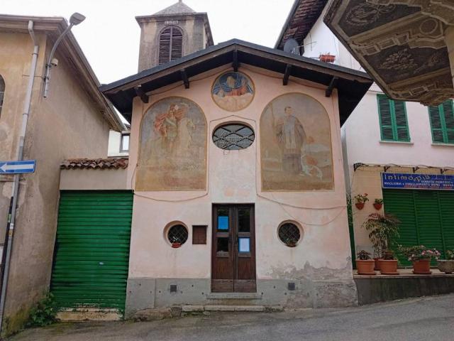 Villa Indipendente in vendita a Valdilana, Piemonte