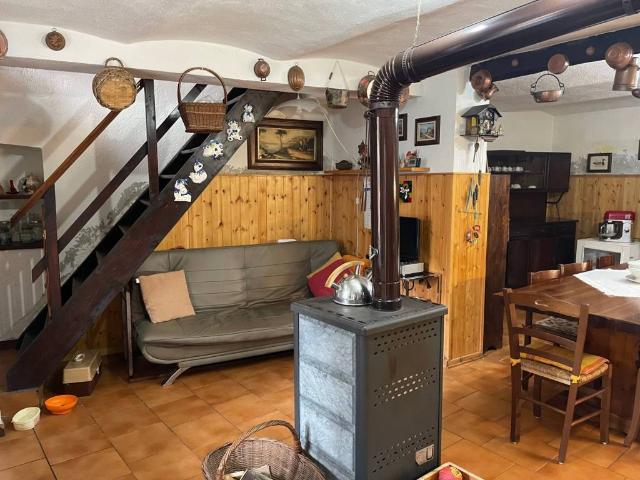 Villa Indipendente in vendita a Molino, Botto