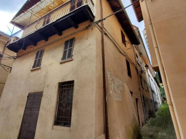 Villa Indipendente in vendita a Cellio con Breia, Piemonte