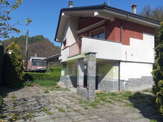 Villa Indipendente in vendita a Crabbia di Valduggia, Valduggia