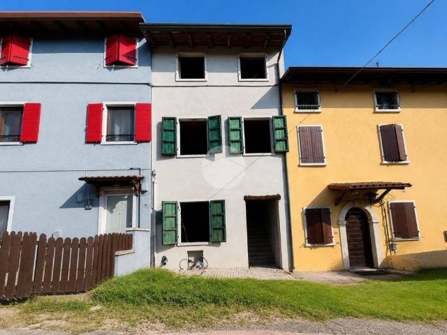 Villa Indipendente in vendita a Maiella ai Monti, Valeggio sul Mincio