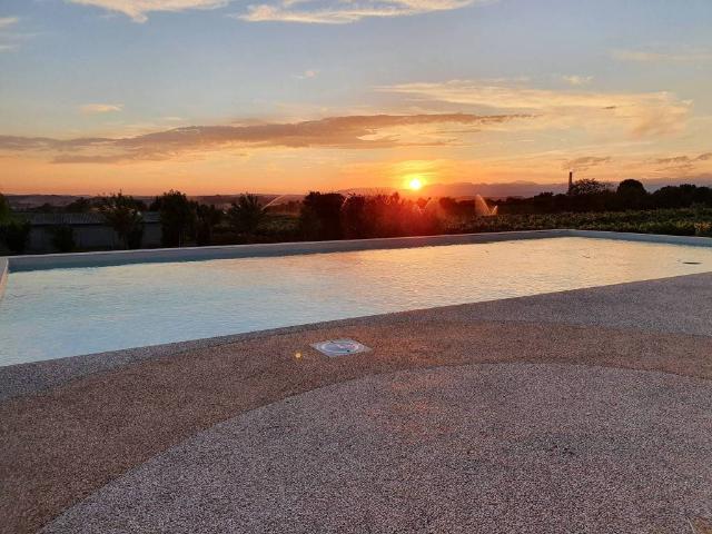 Villa Indipendente in vendita a Valeggio Sul Mincio, Veneto