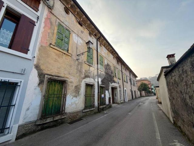 Villa Indipendente in vendita a Borghetto, Valeggio Sul Mincio