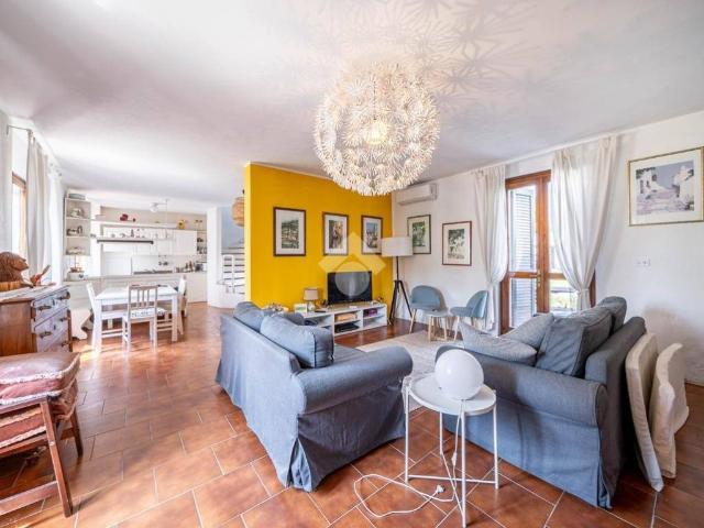 Villa Indipendente in vendita a Valeggio Sul Mincio, Veneto
