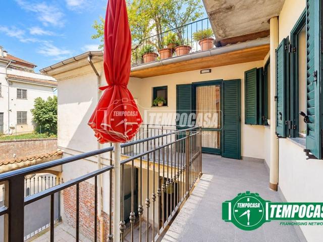 Villa Indipendente in vendita a Valenza, Alessandria