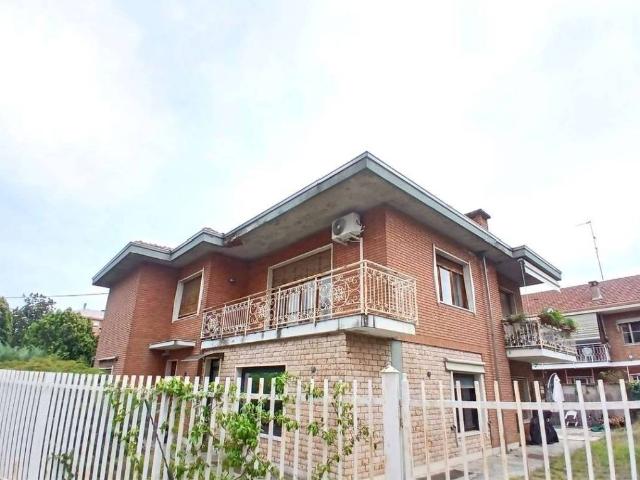 Villa Indipendente in vendita a Coinor, Piemonte