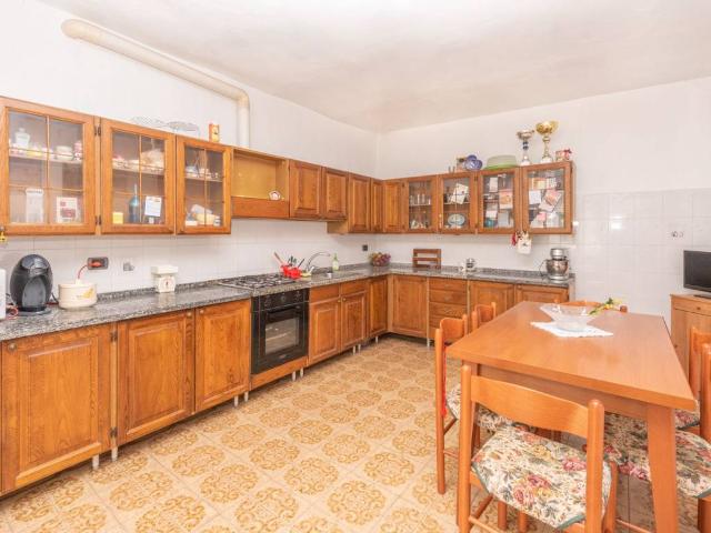 Villa Indipendente in vendita a Piemonte, Alessandria