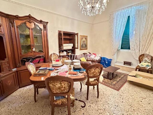 Villa Indipendente in vendita a Valenzano San Lorenzo, Puglia