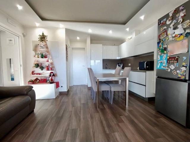 Villa Indipendente in vendita a Valenzano San Lorenzo, Puglia