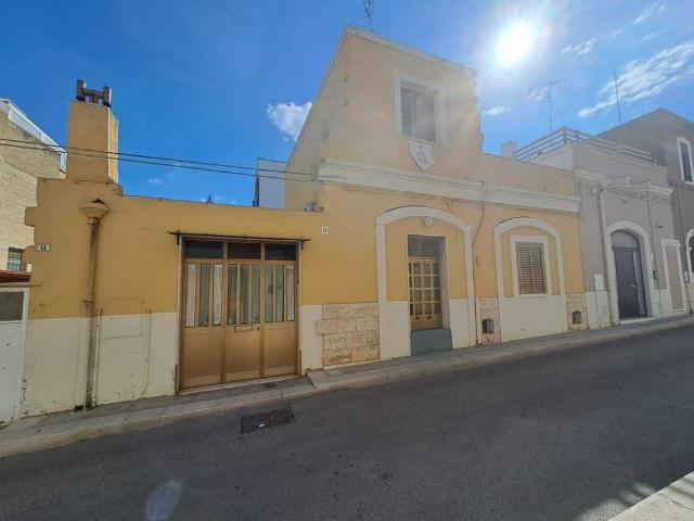 Villa Indipendente in vendita a Valenzano, Bari