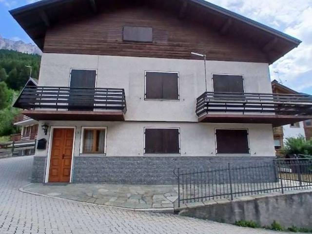 Villa Indipendente in vendita a Comunità montana Alta Valtellina, Valfurva