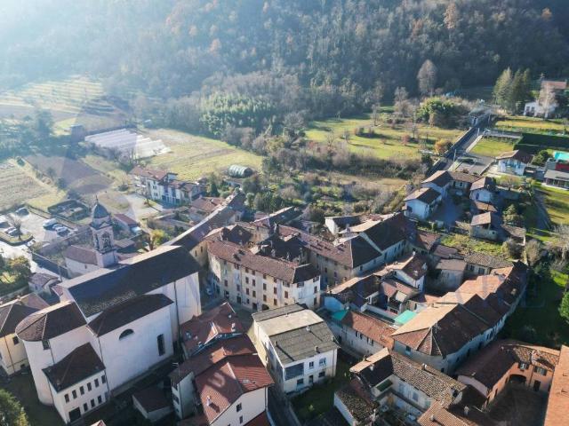 Villa Indipendente in vendita a Valgreghentino, Lombardia