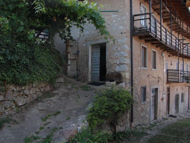 Villa Indipendente in vendita a Albaredo, Vallarsa