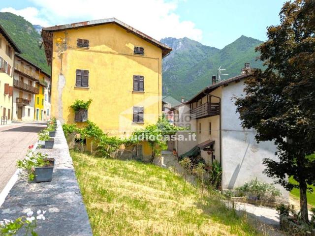 Villa Indipendente in vendita a Comunità della Vallagarina, Vallarsa