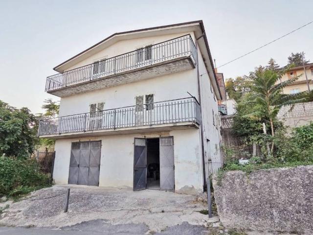 Villa Indipendente in vendita a Vallata, Avellino
