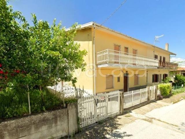 Villa Indipendente in vendita a Vallata, Campania