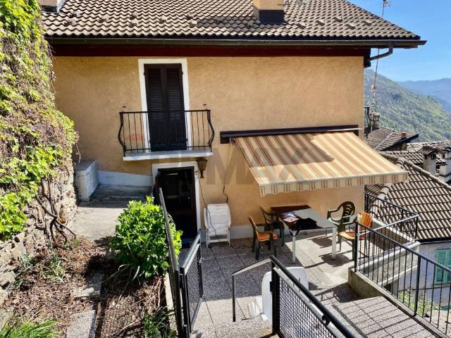 Villa Indipendente in vendita a Valle Cannobina, Piemonte
