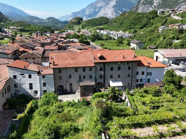Villa Indipendente in vendita a Comunità della Valle dei Laghi, Vezzano