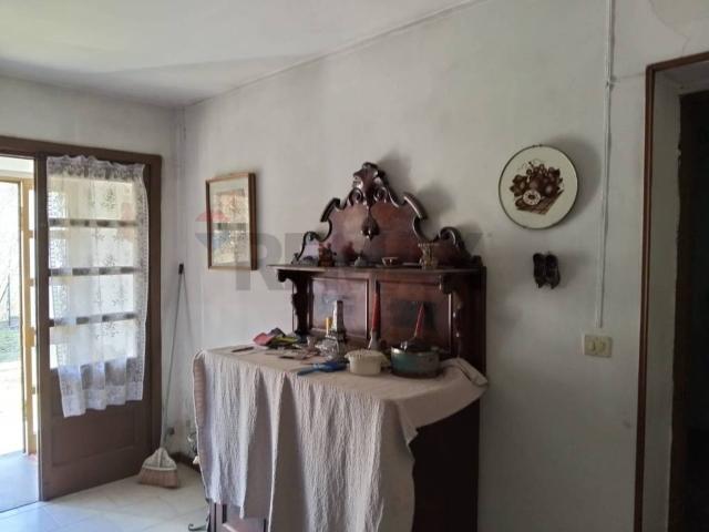 Villa Indipendente in vendita a Valli Del Pasubio, Veneto