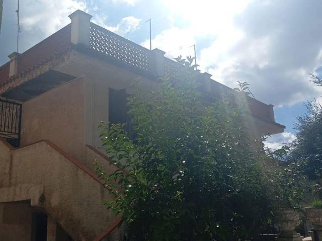 Villa Indipendente in vendita a Vallinfreda, Roma Capitale