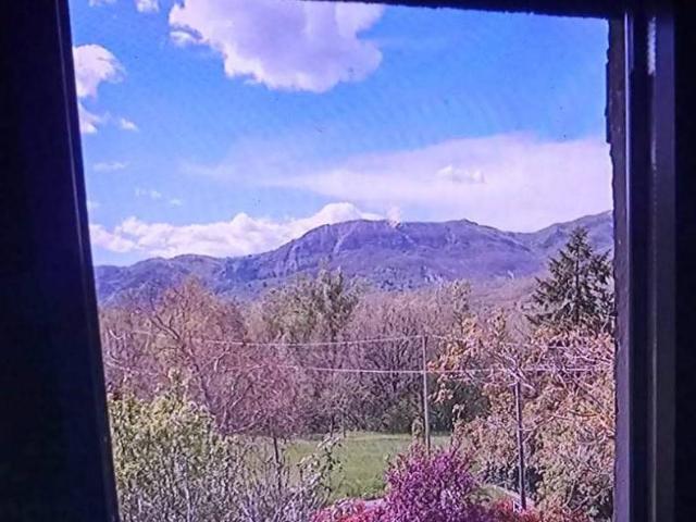 Villa Indipendente in vendita a Mormorola, Reggio Emilia