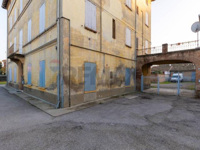 Villa Indipendente in vendita a Unione dei comuni Valli del Reno, Lavino e Samoggia, Bazzano
