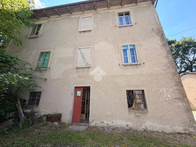 Villa Indipendente in vendita a Unione dei comuni Valli del Reno, Lavino e Samoggia, Reggio Emilia