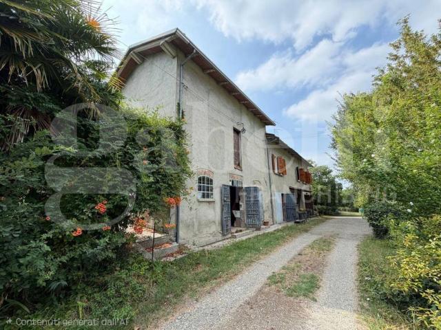 Villa Indipendente in vendita a Unione dei comuni Valli del Reno, Lavino e Samoggia, Reggio Emilia