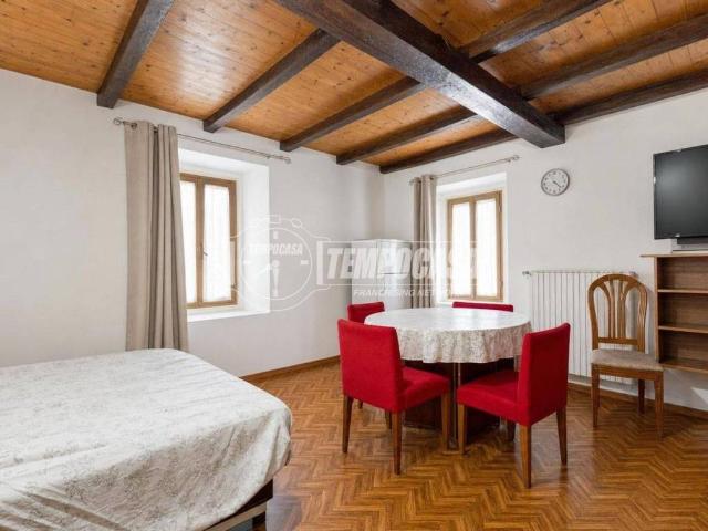 Villa Indipendente in vendita a Unione dei comuni Valli del Reno, Lavino e Samoggia, Reggio Emilia