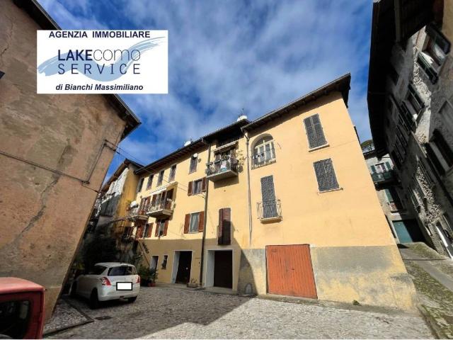 Villa Indipendente in vendita a Loggio, Valsolda