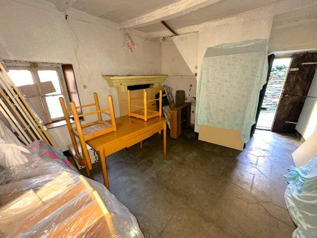 Villa Indipendente in vendita a Unione dei comuni della Valvarrone, Lombardia