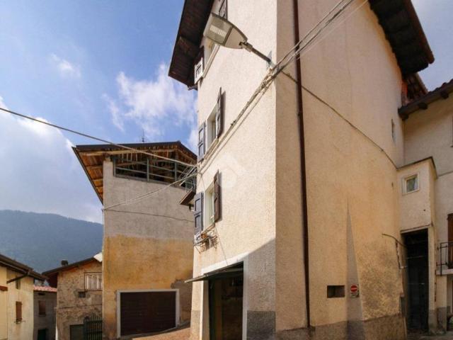 Villa Indipendente in vendita a Comunità Montana Parco Alto Garda bresciano, Valvestino