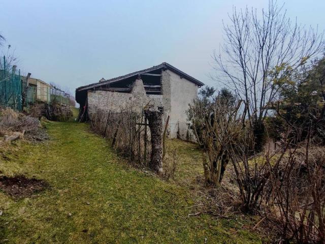 Villa Indipendente in vendita a Comunità Montana Parco Alto Garda bresciano, Valvestino