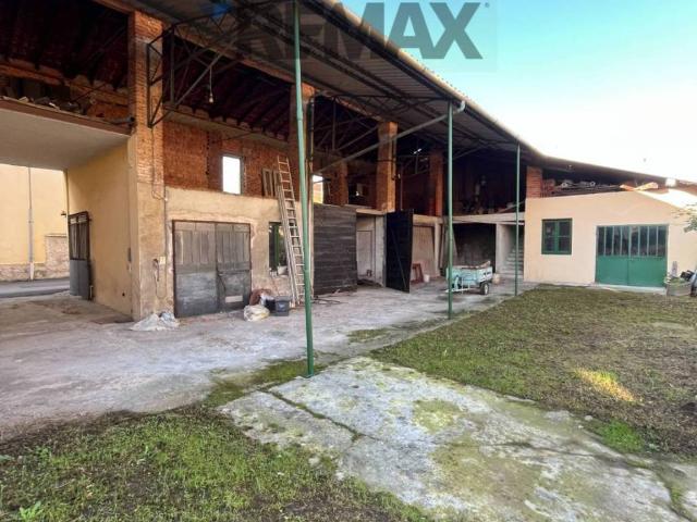 Villa Indipendente in vendita a Vanzaghello, Lombardia