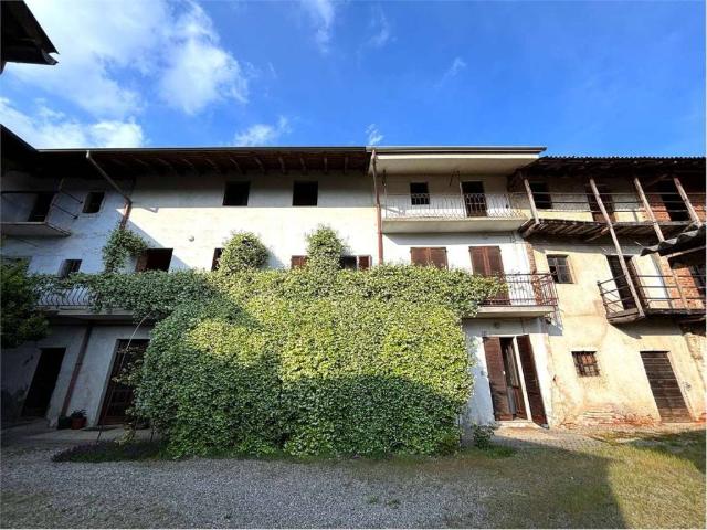 Villa Indipendente in vendita a Piemonte, Novara