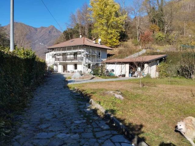 Villa Indipendente in vendita a Cellio con Breia, Piemonte