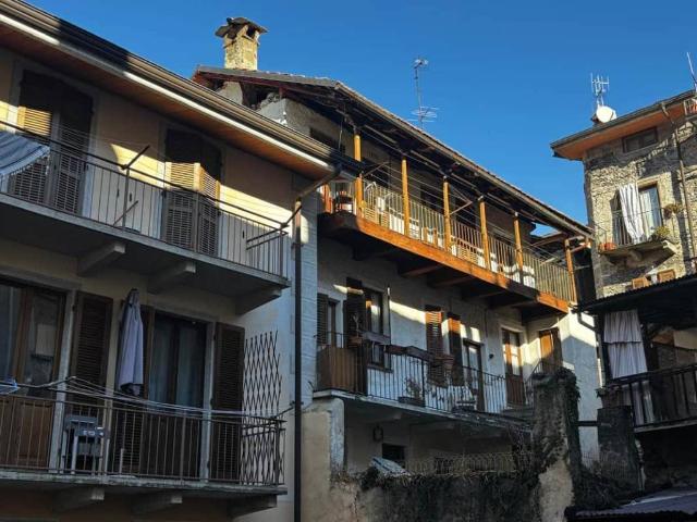 Villa Indipendente in vendita a Cellio con Breia, Piemonte