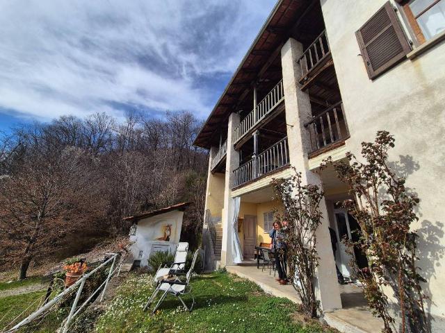 Villa Indipendente in vendita a Cellio con Breia, Piemonte