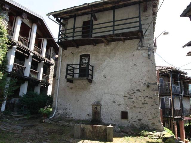 Villa Indipendente in vendita a Cellio con Breia, Piemonte
