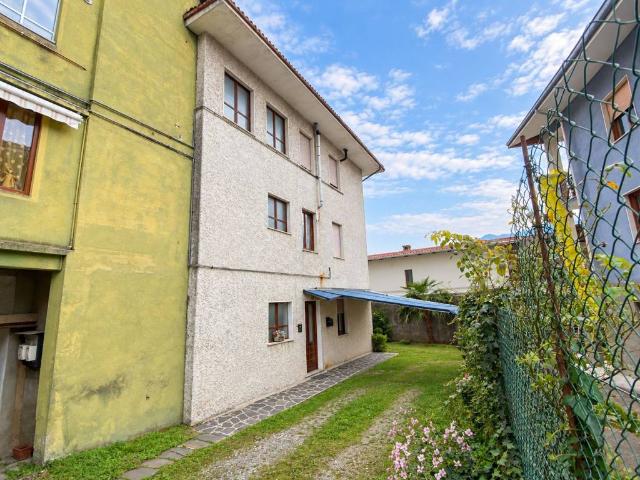 Villa Indipendente in vendita a Crevola Sesia, Varallo