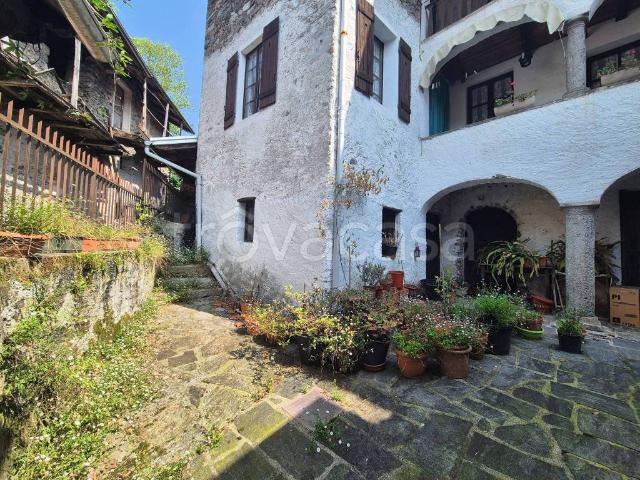 Villa Indipendente in vendita a Cellio con Breia, Piemonte